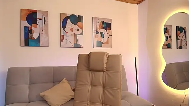 miaa saenz1 online show from February 22, 4:46 am