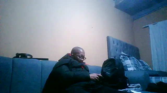 Snapshot of Sgeme325is chatting on June 6, 9:30 pm Sgeme325is online show from June 6, 9:30 pm