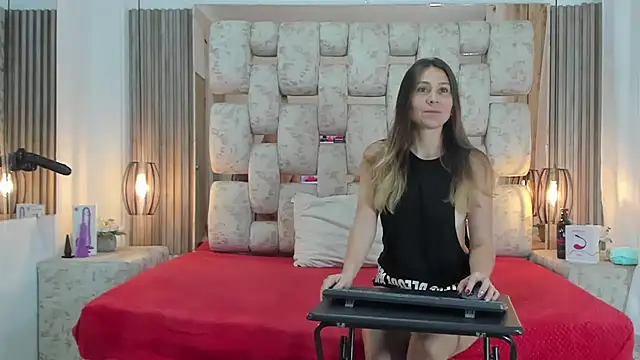 SaraANDjhony online show from December 29, 1:17 pm