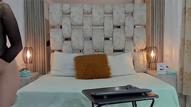 SaraANDjhony online show from January 9, 12:52 pm