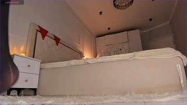 stellagracee online show from December 22, 3:33 pm