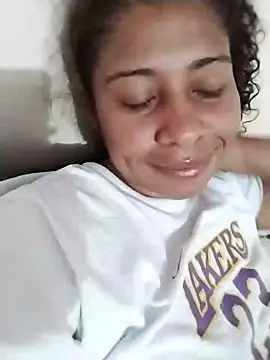 Snapshot of Ivon-09 chatting on January 27, 10:06 pm Ivon-09 online show from January 27, 10:06 pm