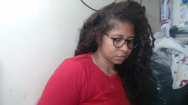 Snapshot of Ivon-09 chatting on March 15, 12:45 pm Ivon-09 online show from March 15, 12:45 pm