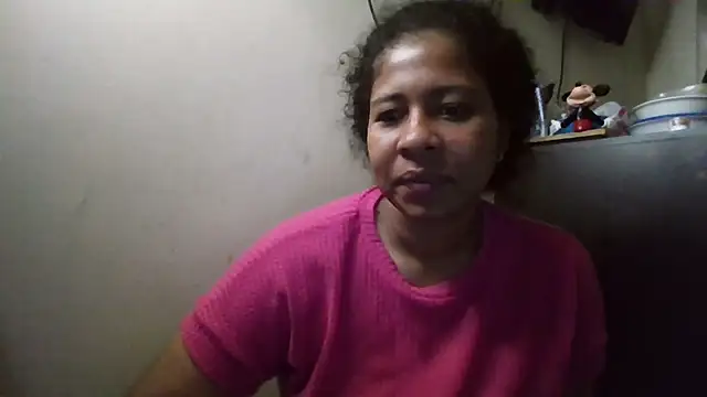 Snapshot of Ivon-09 chatting on November 16, 11:16 am Ivon-09 online show from November 16, 11:16 am