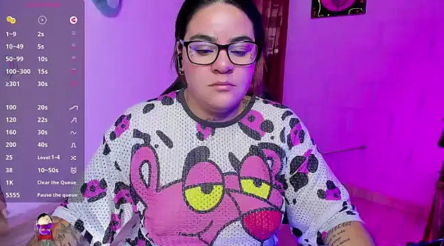 Sharon hils online show from December 1, 4:29 pm