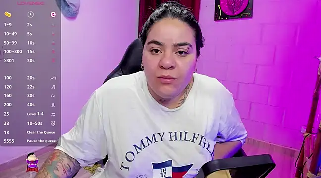 Sharon hils online show from December 16, 10:34 pm