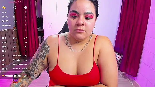 Sharon hils online show from December 31, 8:02 pm