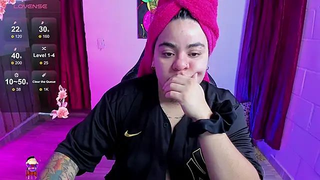 Sharon hils online show from January 24, 1:03 pm