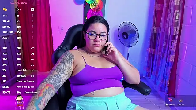 Sharon hils online show from February 17, 7:31 pm