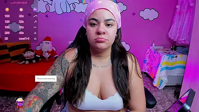 Snapshot of Sharon_hils chatting on December 2, 11:04 am Sharon hils online show from December 2, 11:04 am