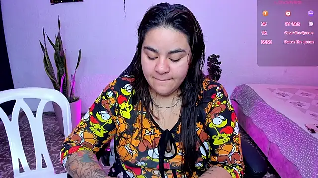 Snapshot of Sharon_hils chatting on May 28, 2:47 pm Sharon hils online show from May 28, 2:47 pm