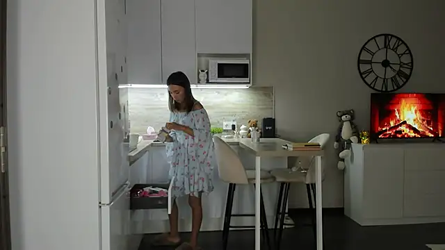 nilliluv online show from September 26, 4:44 pm