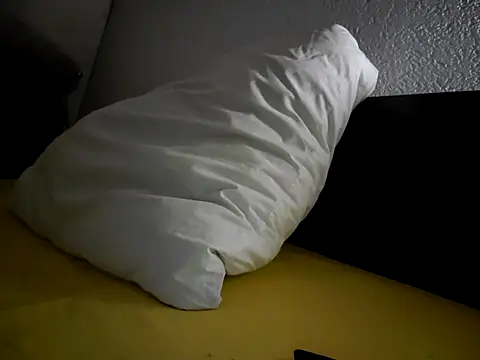 mr-k-quinn-x online show from December 6, 1:07 am