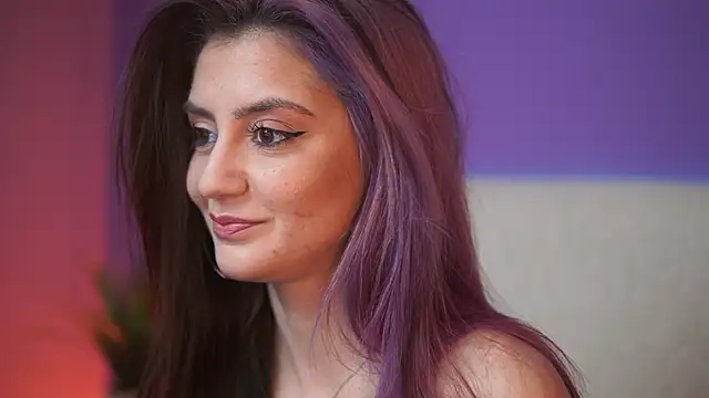 SabrinaHope online show from December 18, 9:21 pm