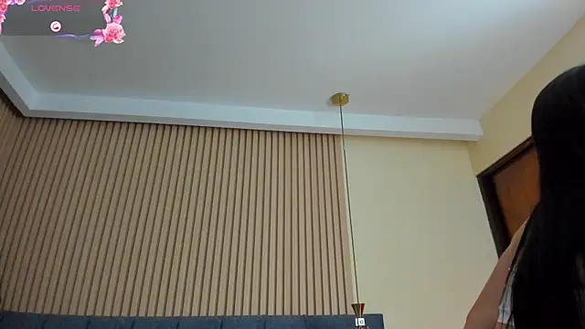 kathecute   online show from April 21, 1:42 am