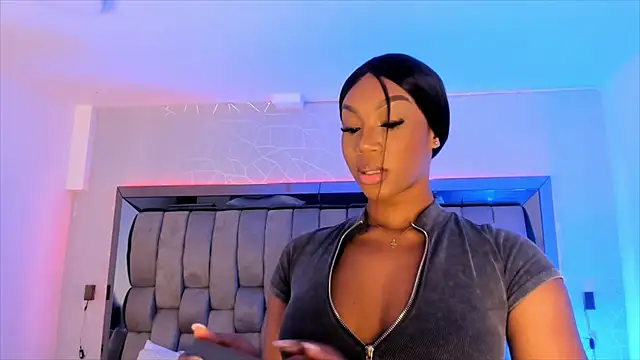 ChaynnaCooper online show from February 19, 12:00 pm