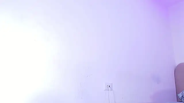 nicol f online show from April 28, 3:11 am