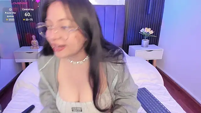 melany heaven online show from March 7, 8:45 am