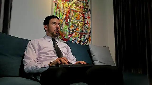 Snapshot of tommy_raym0ndg chatting on January 9, 7:18 pm tommy raym0ndg online show from January 9, 7:18 pm