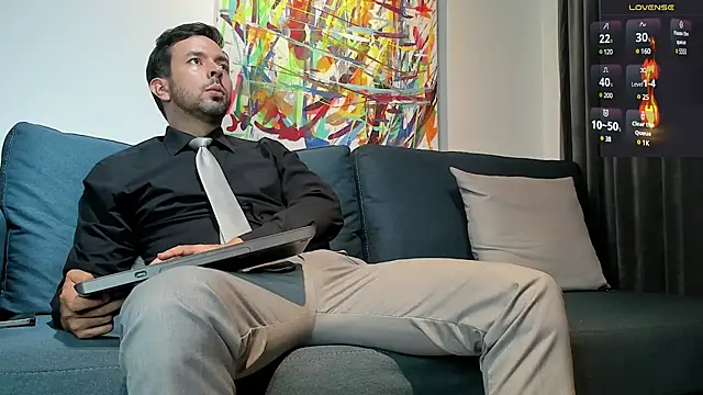 Snapshot of tommy_raym0ndg chatting on January 23, 12:46 am tommy raym0ndg online show from January 23, 12:46 am