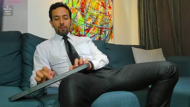 Snapshot of tommy_raym0ndg chatting on October 14, 7:47 pm tommy raym0ndg online show from October 14, 7:47 pm