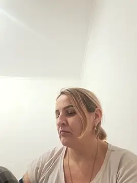 Malichkaanna30 online show from January 29, 4:08 pm