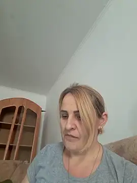 Malichkaanna30 online show from February 21, 1:11 pm