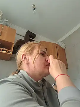 Malichkaanna30 online show from April 16, 2:29 pm