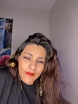 Snapshot of Chanel_shaw chatting on October 21, 8:20 pm Chanel shaw online show from October 21, 8:20 pm