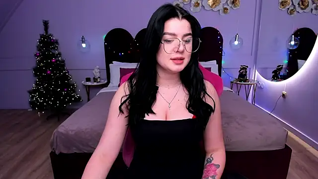 Snapshot of MelanieCarterr chatting on December 31, 1:36 am MelanieCarterr online show from December 31, 1:36 am