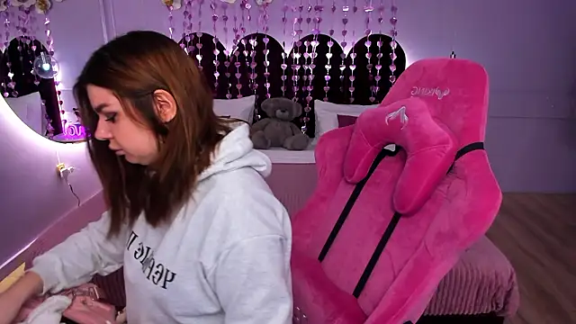 MelanieCarterr online show from February 11, 5:01 am