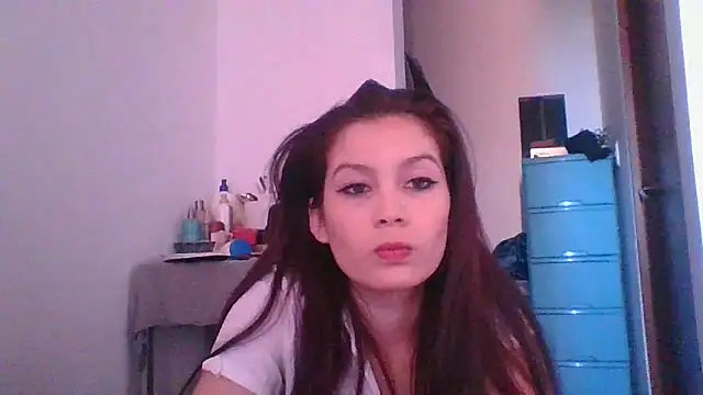 Snapshot of _yuyi chatting on January 21, 9:25 pm  yuyi online show from January 21, 9:25 pm