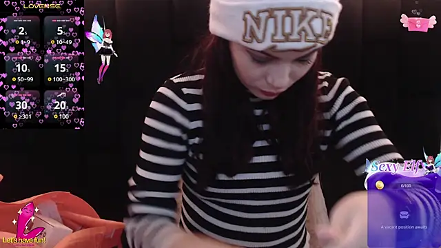 Snapshot of _yuyi chatting on February 9, 11:25 am  yuyi online show from February 9, 11:25 am