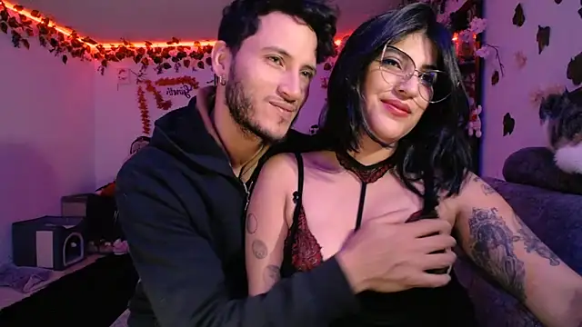 Afroditapoloo online show from January 22, 2:35 pm