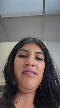 Snapshot of Afroditapoloo chatting on August 3, 4:22 pm Afroditapoloo online show from August 3, 4:22 pm
