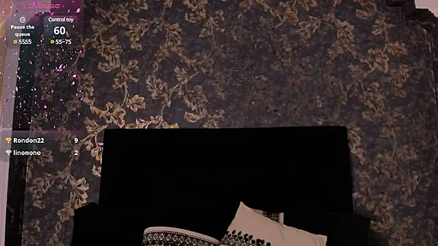 Isa Little Star online show from February 19, 2:44 pm