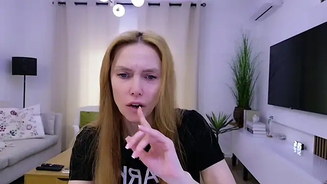 Love Call online show from June 12, 6:34 am