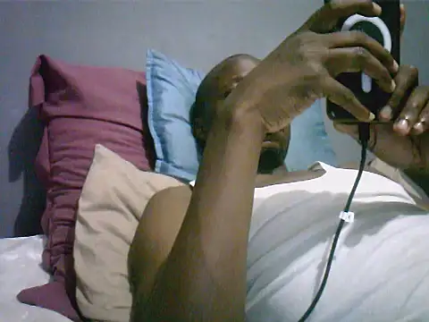 TheeRealShow online show from March 11, 10:49 pm