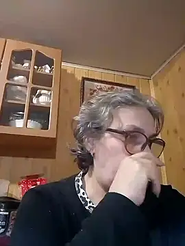 IrinaSweet54 online show from December 14, 3:25 pm