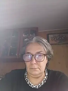 IrinaSweet54 online show from December 16, 7:48 am