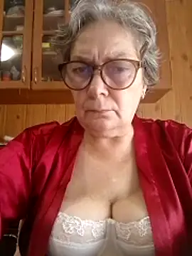 IrinaSweet54 online show from October 12, 7:51 am