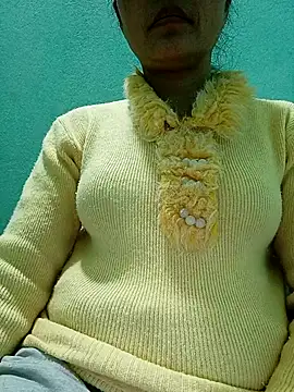 Lovepussyhair online show from February 8, 10:35 pm