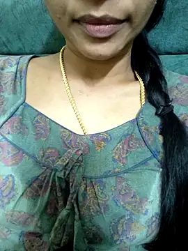 Ambika01 online show from April 17, 1:58 pm