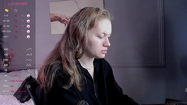 Snapshot of Ariell_Margot_ chatting on January 6, 3:29 pm Ariell Margot  online show from January 6, 3:29 pm