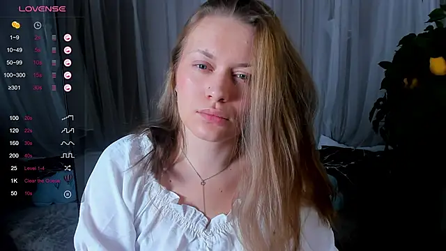 Snapshot of Ariell_Margot_ chatting on January 25, 1:30 pm Ariell Margot  online show from January 25, 1:30 pm