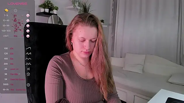 Snapshot of Ariell_Margot_ chatting on January 31, 6:25 pm Ariell Margot  online show from January 31, 6:25 pm