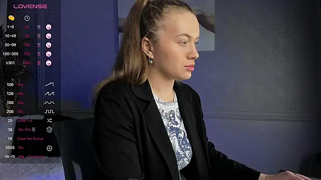 Snapshot of Ariell_Margot_ chatting on February 9, 3:12 pm Ariell Margot  online show from February 9, 3:12 pm