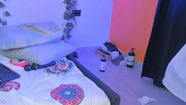 Snapshot of Cataleya19__ chatting on February 27, 10:37 am Cataleya19 online show from February 27, 10:37 am