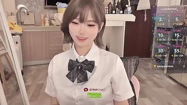 Snapshot of -XunMengLong- chatting on December 4, 5:44 pm -XunMengLong- online show from December 4, 5:44 pm