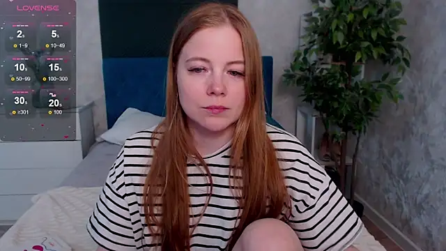 JennyyHot online show from February 16, 9:05 am